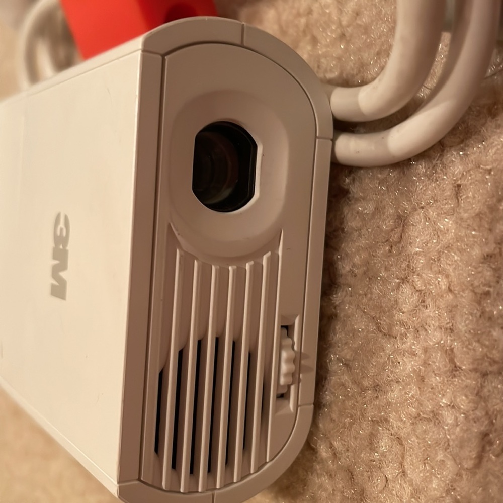 3m Projector - Picture 4 of 5